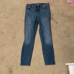 UNIVERSAL THREAD SIZE 27R JEANS